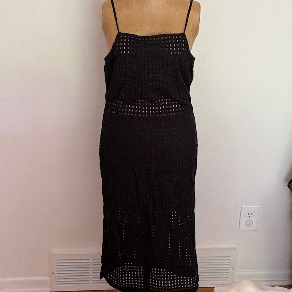 Walter Baker sz 8 Elegant perforated Black 100%‎ cotton Dress lined great cond